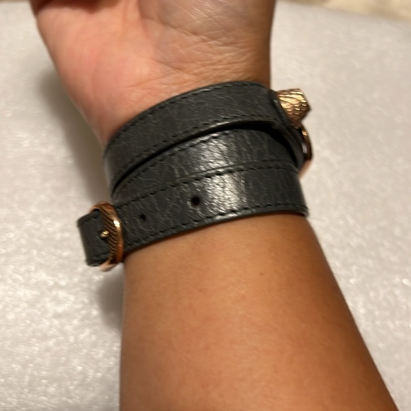 Authentic BALENCIAGA Arena Leather Classic Triple Tour Wrap Bracelet - Picture 5 of 5